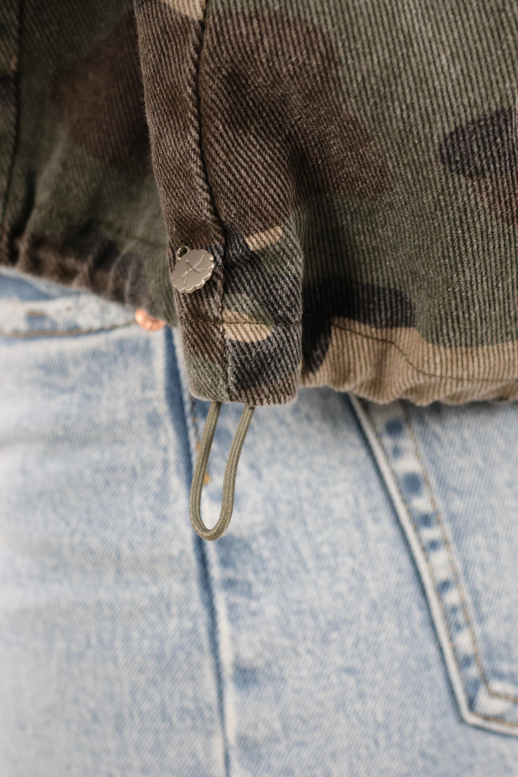 Camo cropped denim Jacket