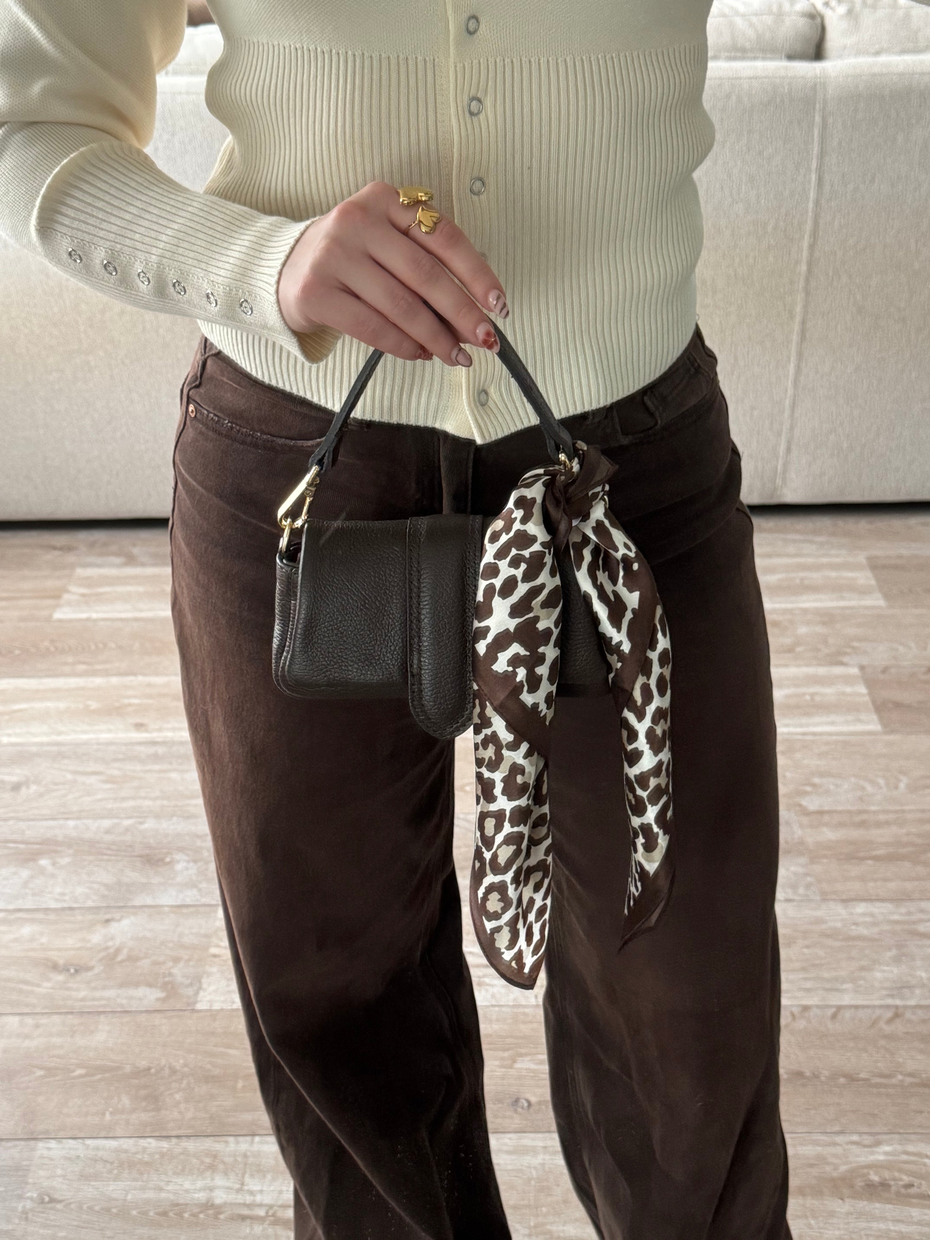 Leopard print satin Scarf