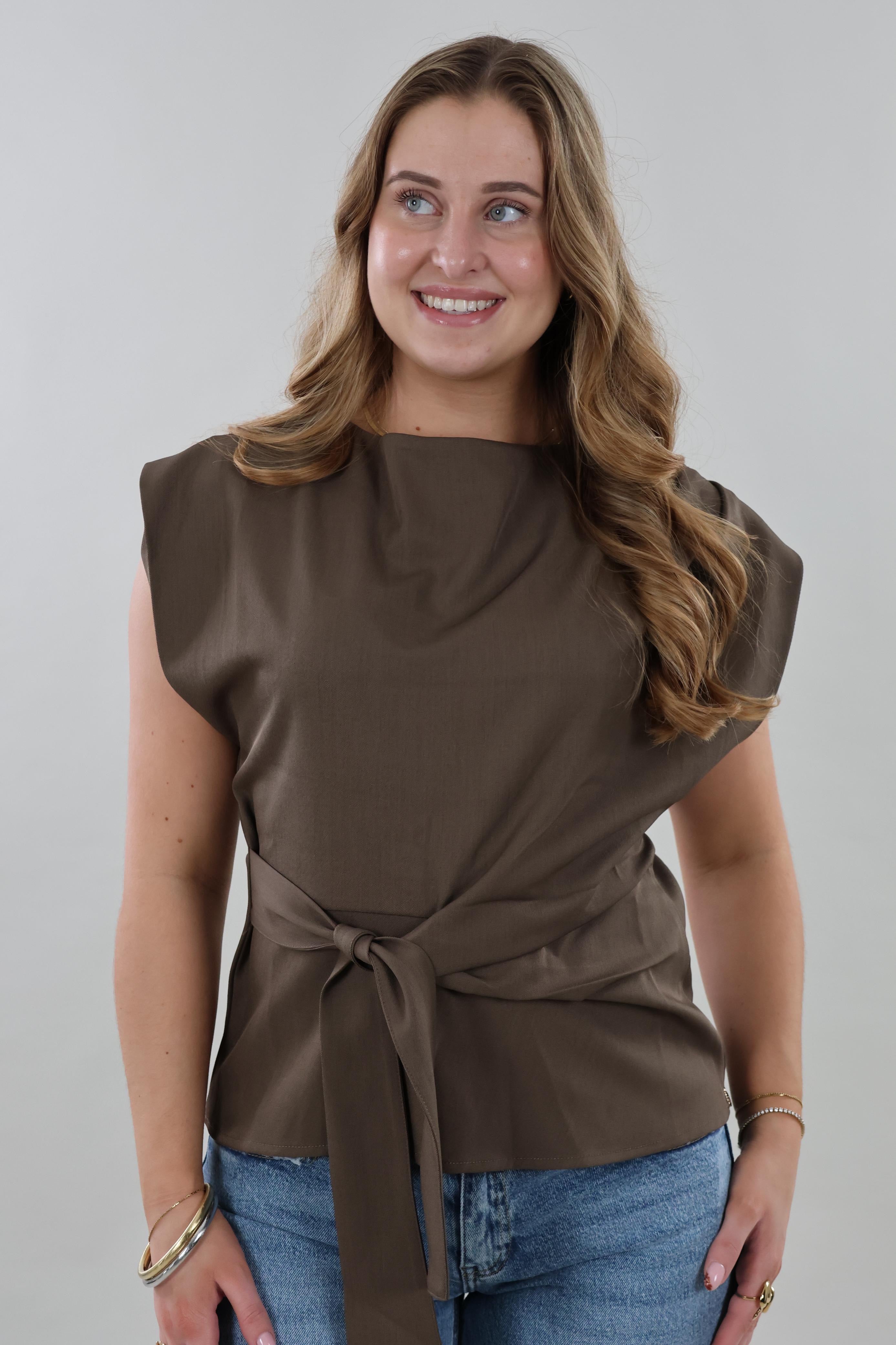 Front knot Top - Brown
