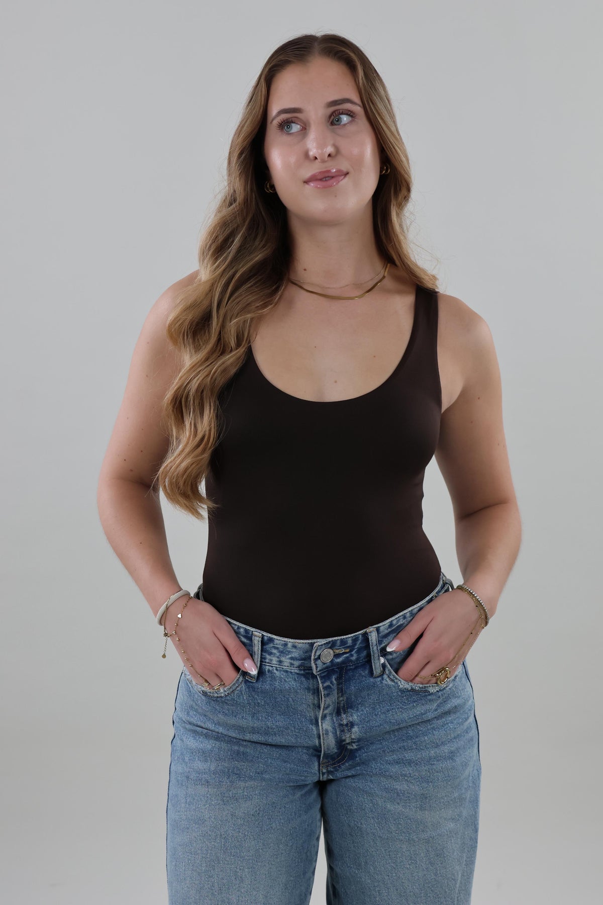 Essential scoop neck Bodysuit - Dark brown