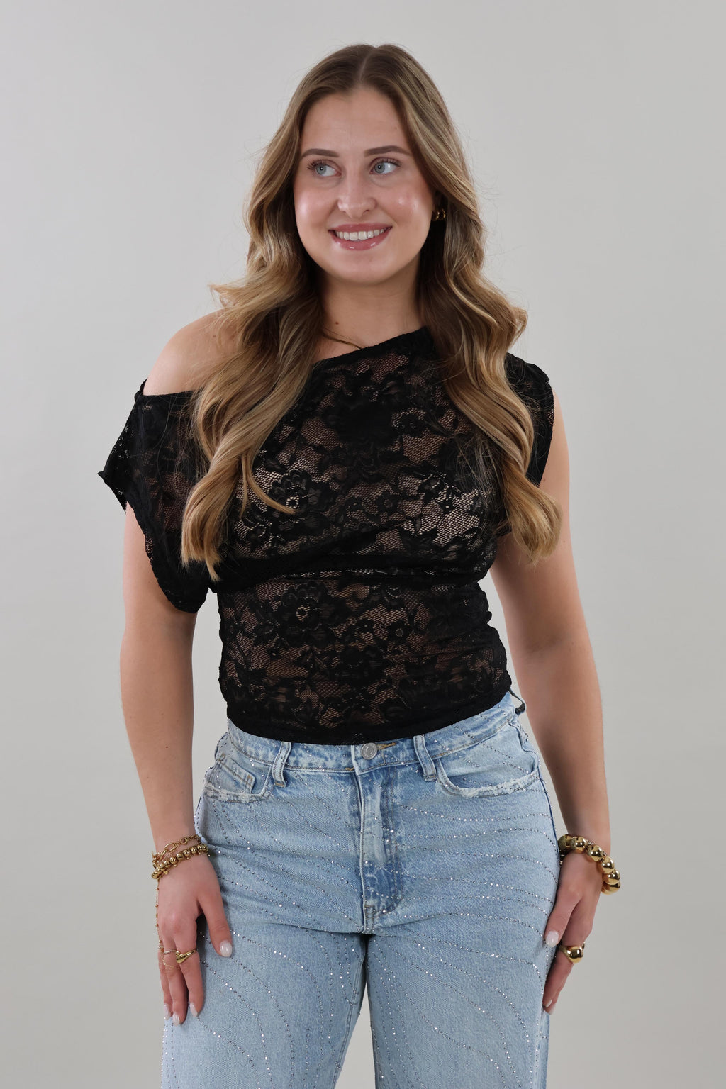 Sheer lace cropped Top - Black