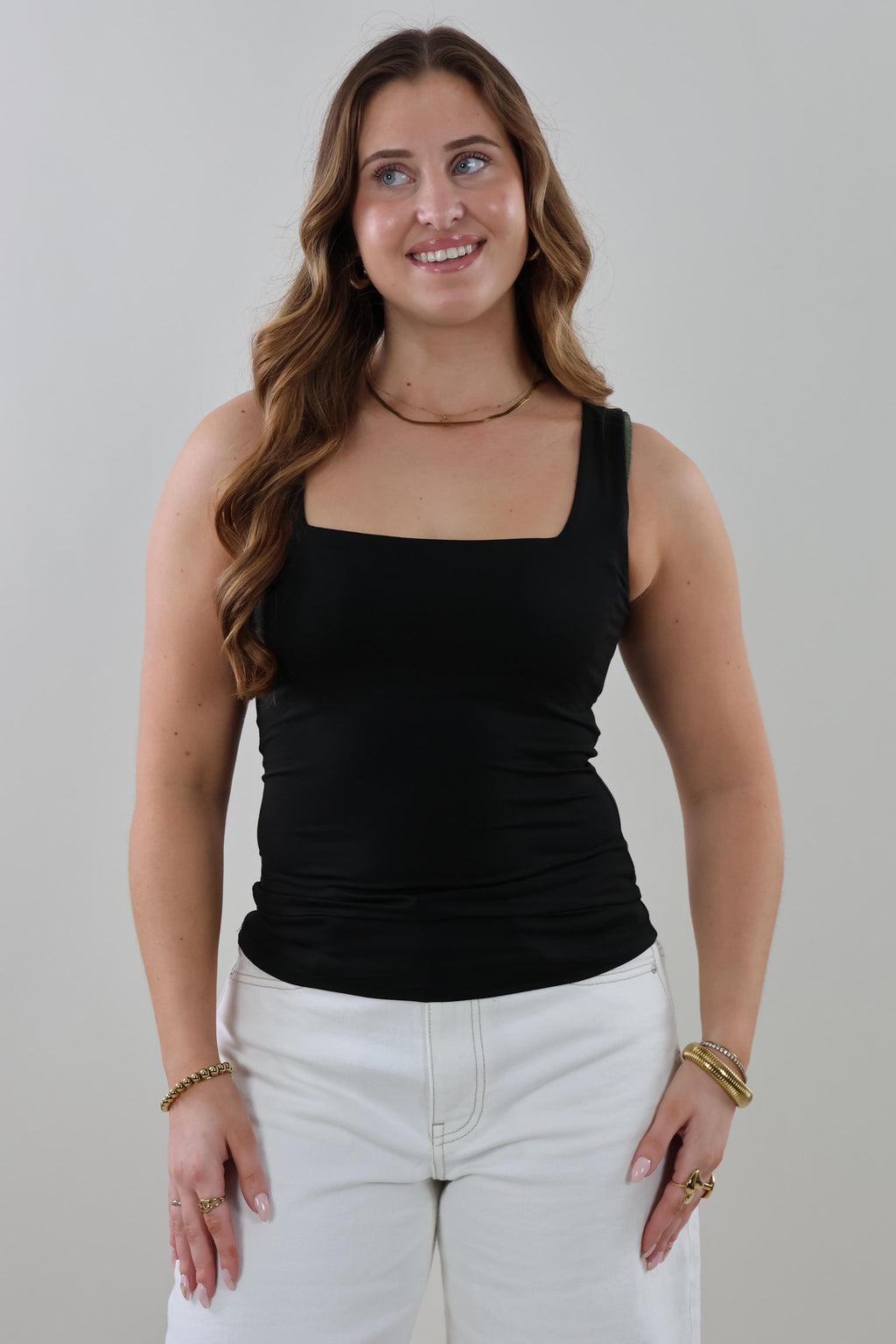 Essential square neck Top - Black