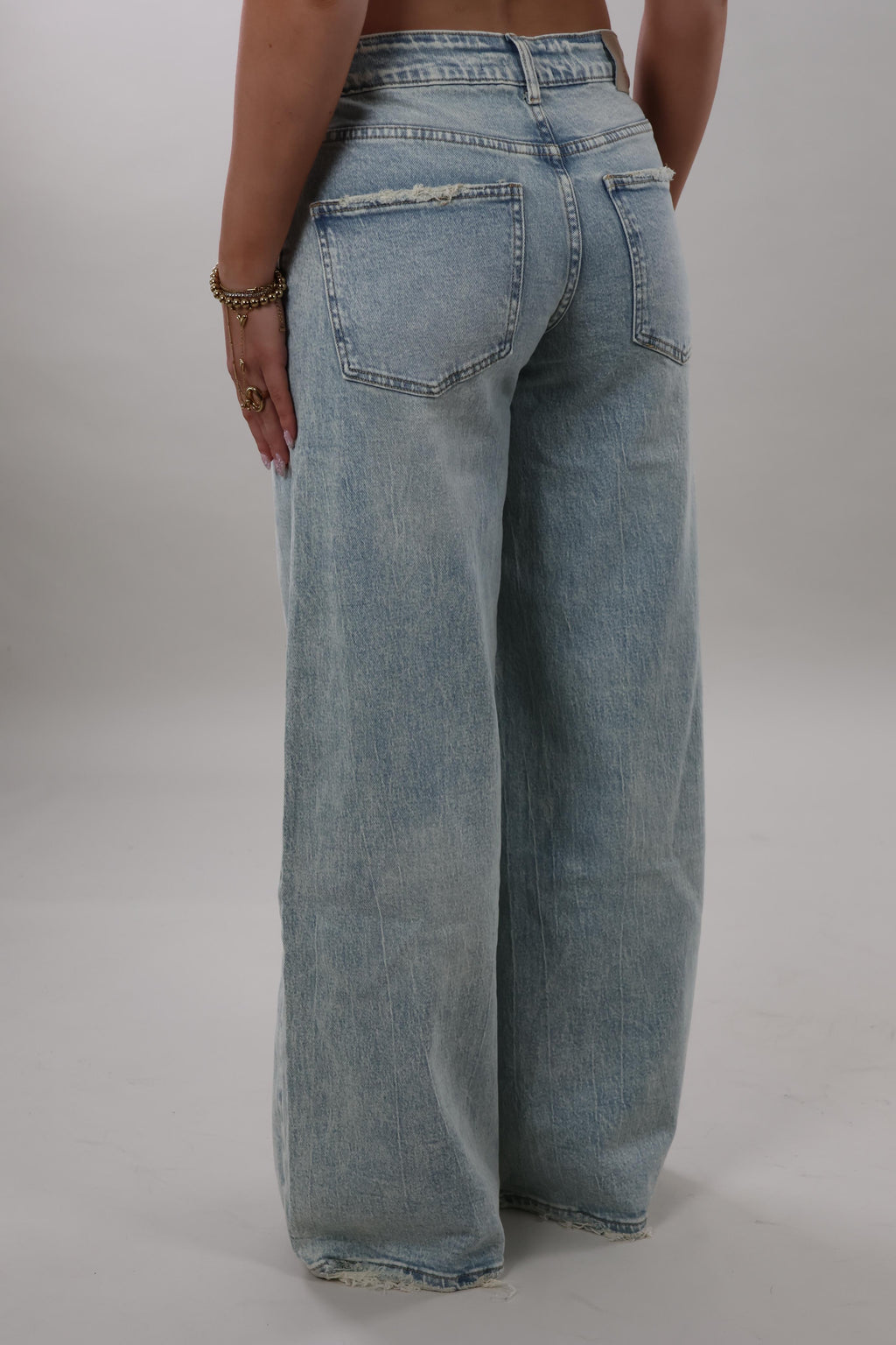 Basic mid waist wide leg Jeans - Light washed