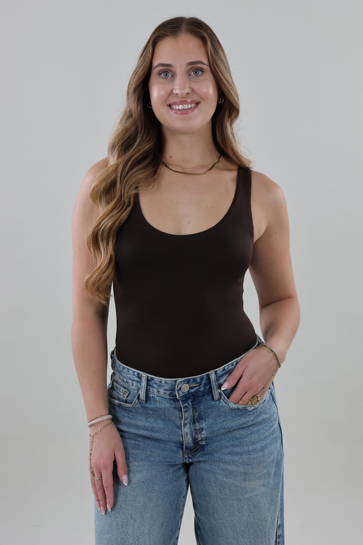 Essential scoop neck Bodysuit - Dark brown