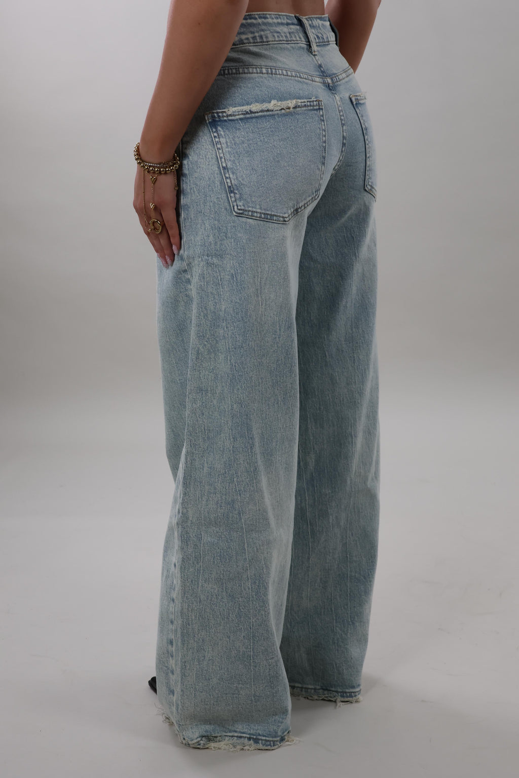 Basic mid waist wide leg Jeans - Light washed