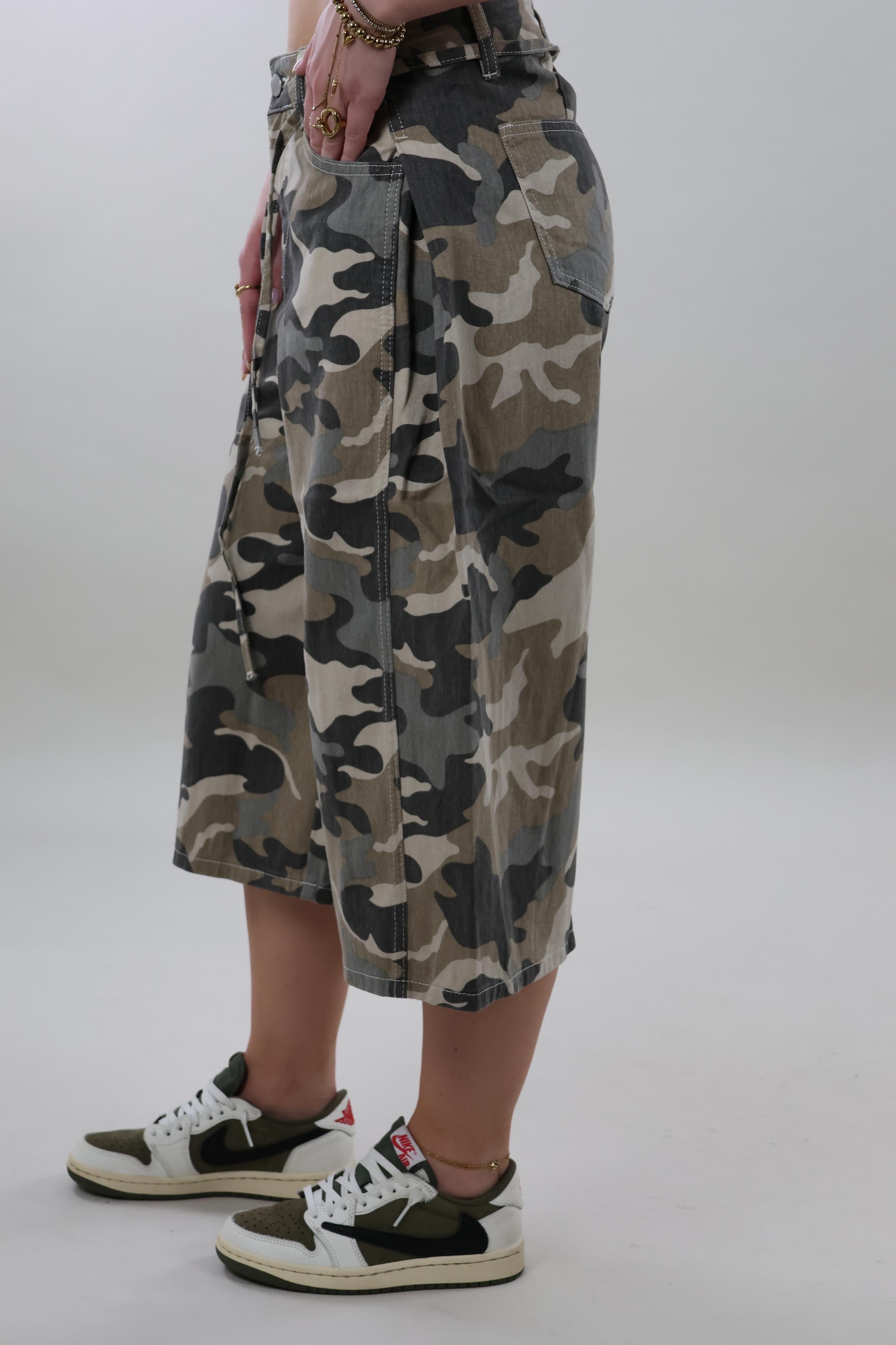 Camo tie front Jorts