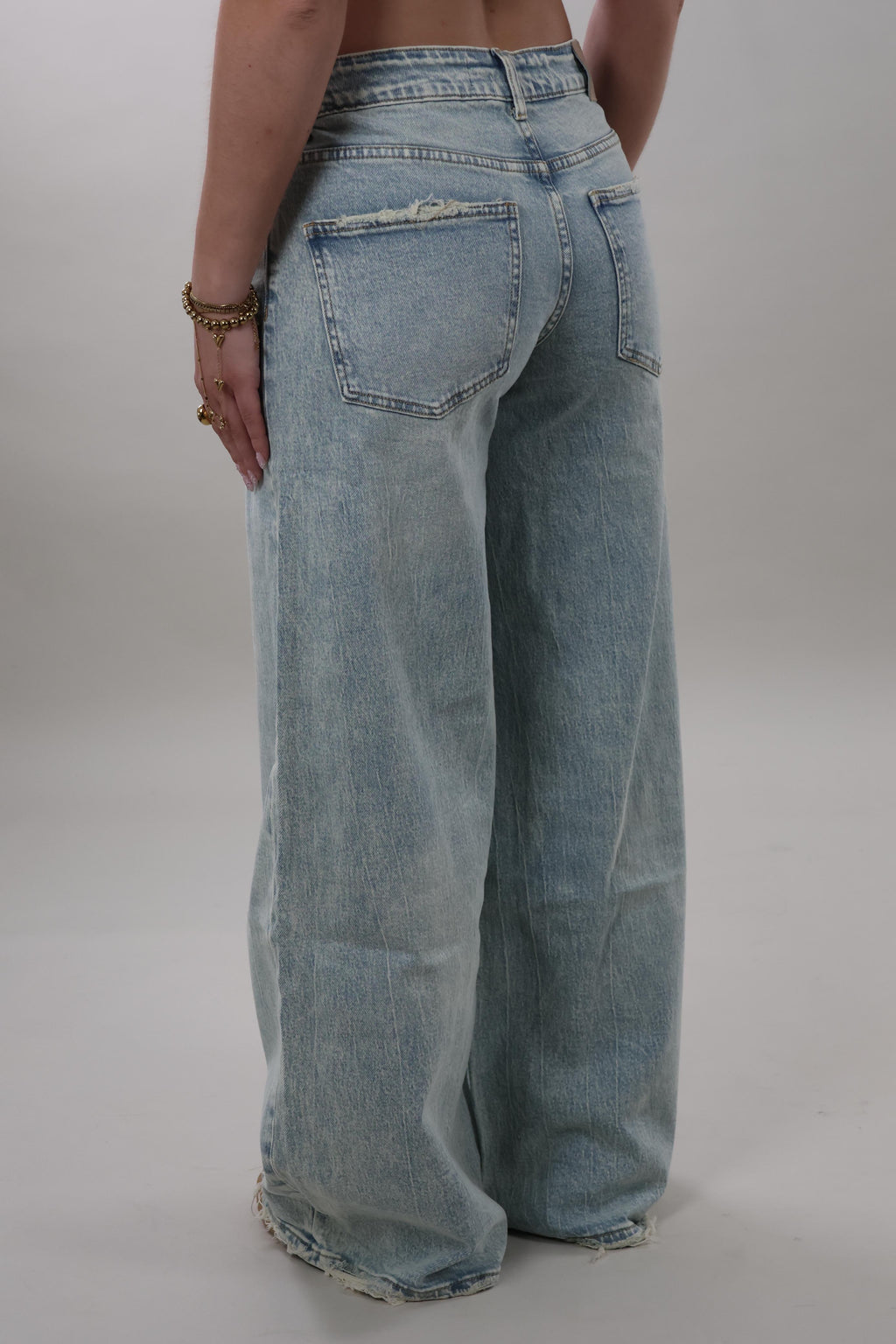 Basic mid waist wide leg Jeans - Light washed