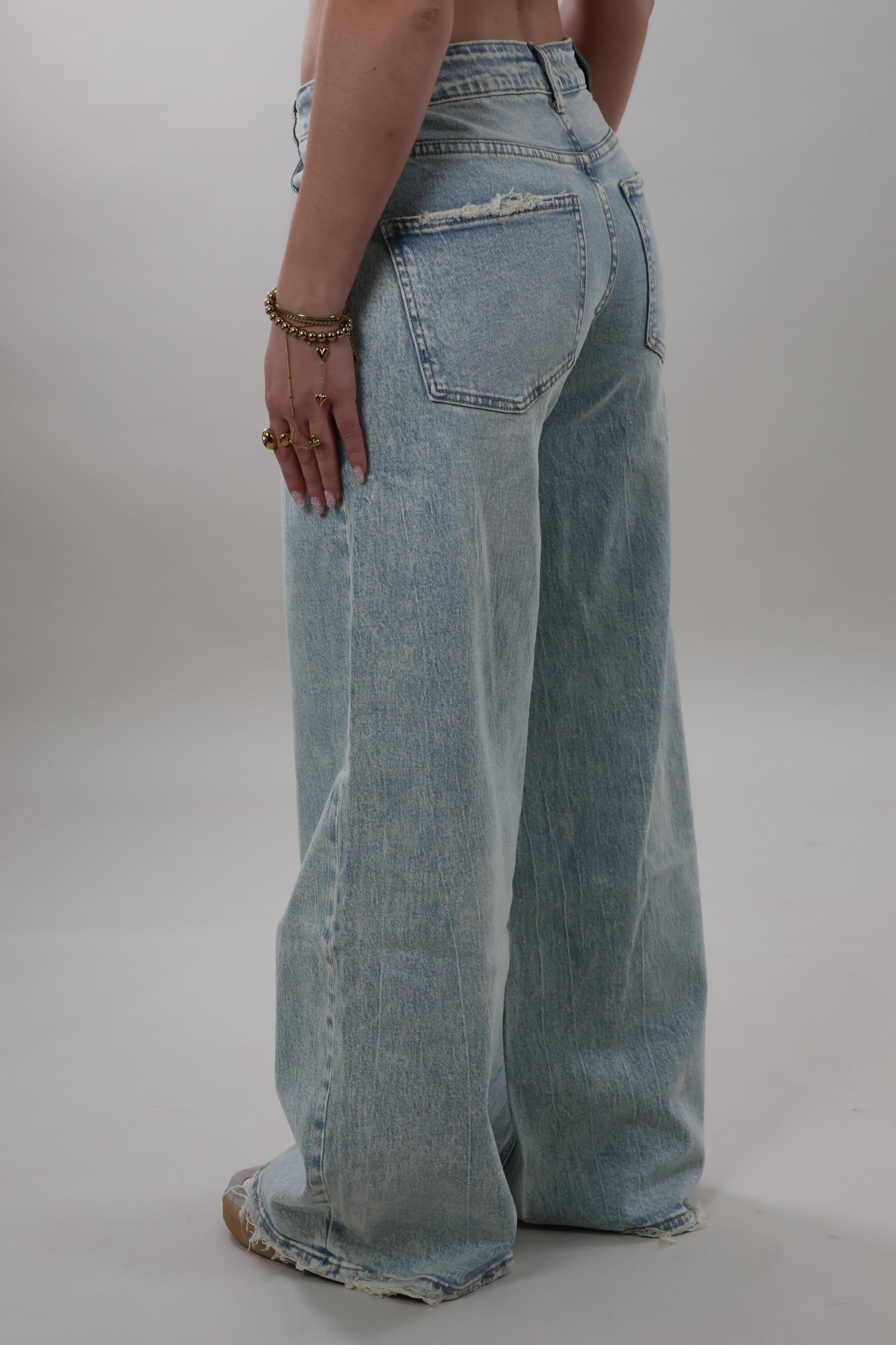 Basic mid waist wide leg Jeans - Light washed