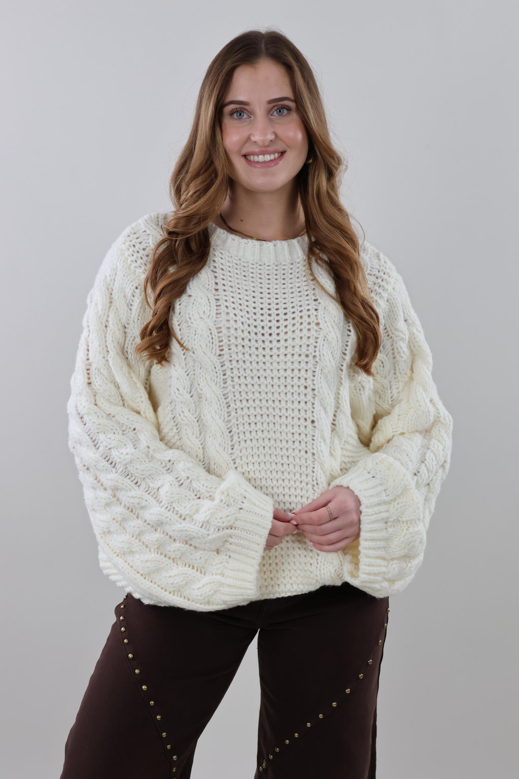 Chunky cable knit Sweater - Creme