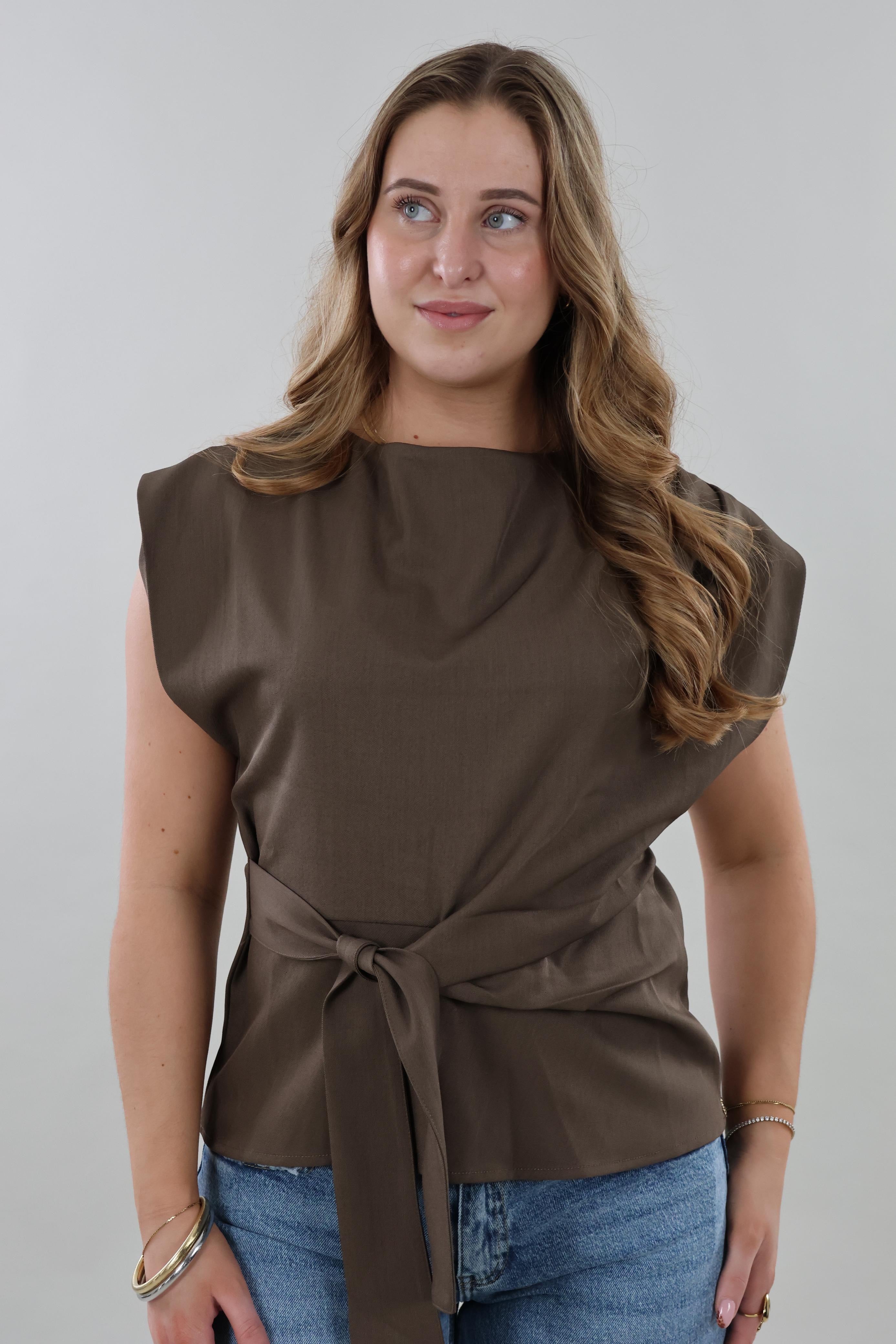 Front knot Top - Brown