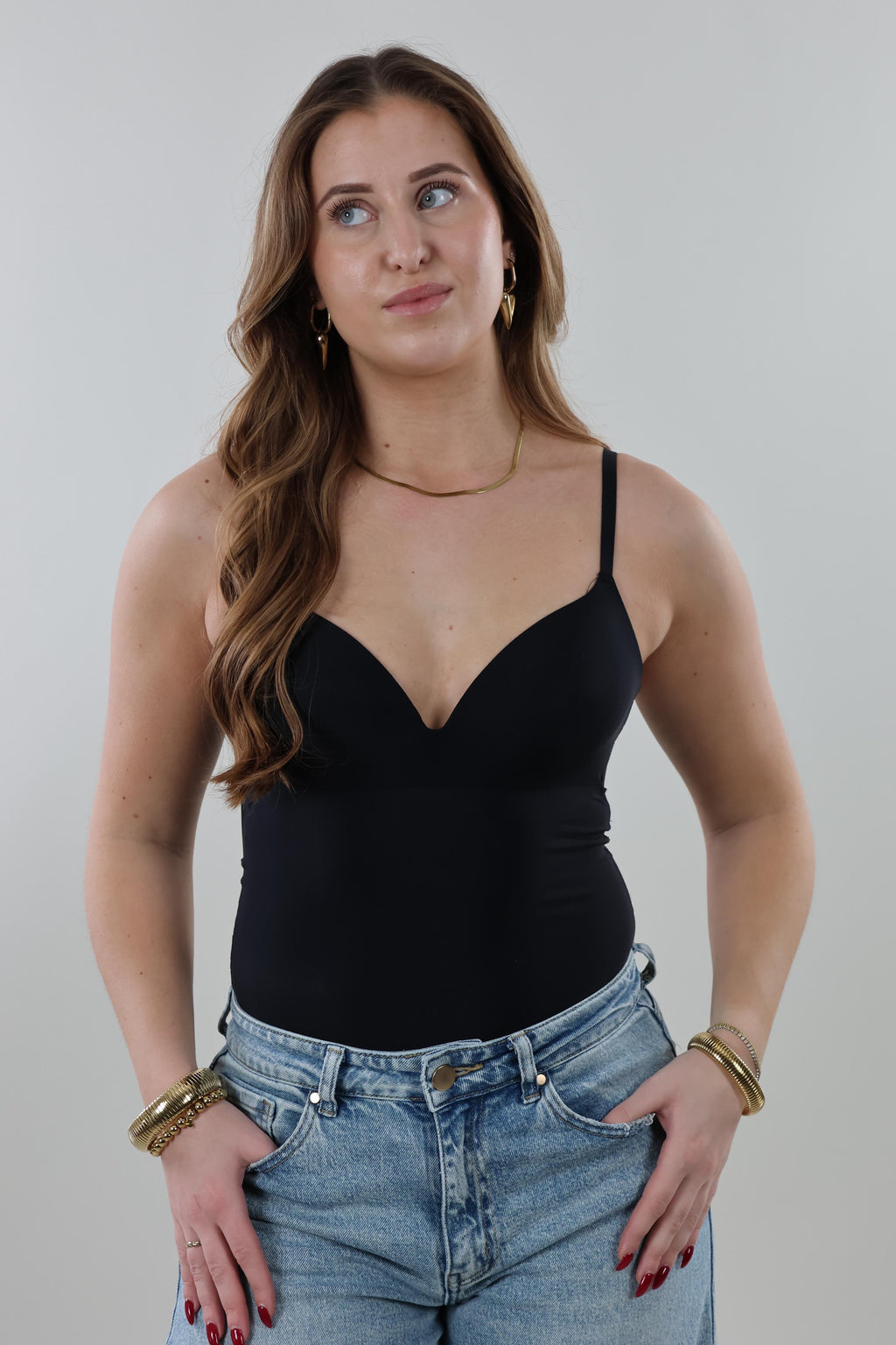 Smooth sculpt V-neck Bodysuit - Black