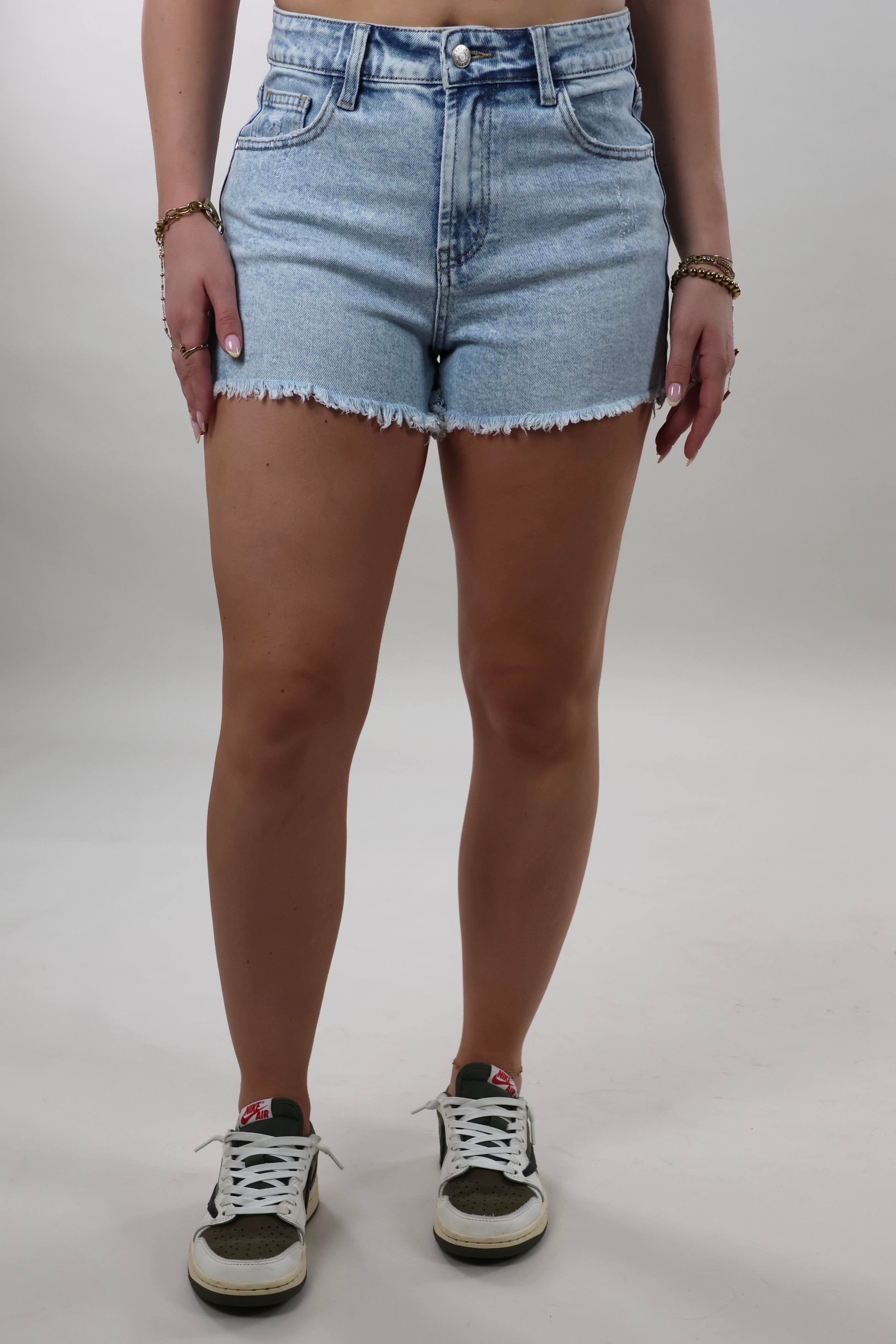 Frayed distressed Shorts - Light washed