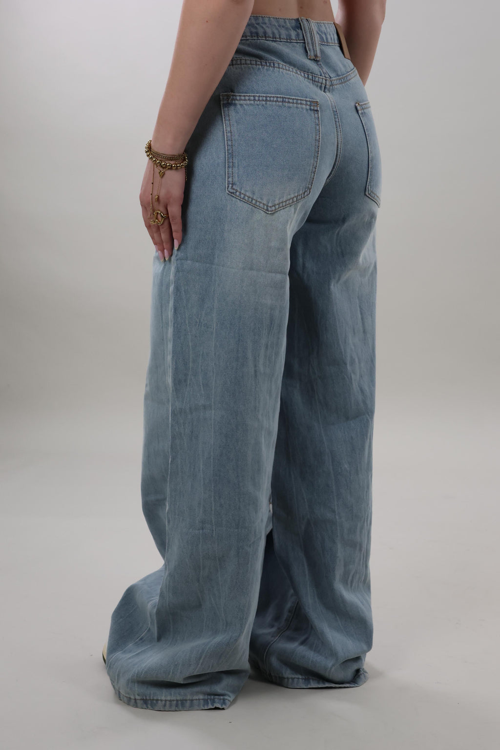 Side button wide leg Jeans - Light washed