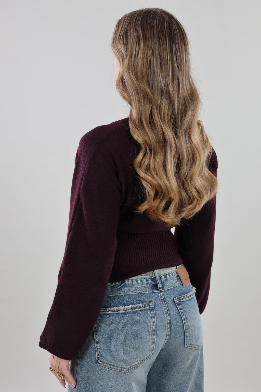 V-neck button Knit - Plum